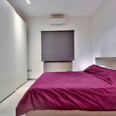 Modern 3 Bed & 2 Bth Apt Sliema Ngoại thất bức ảnh